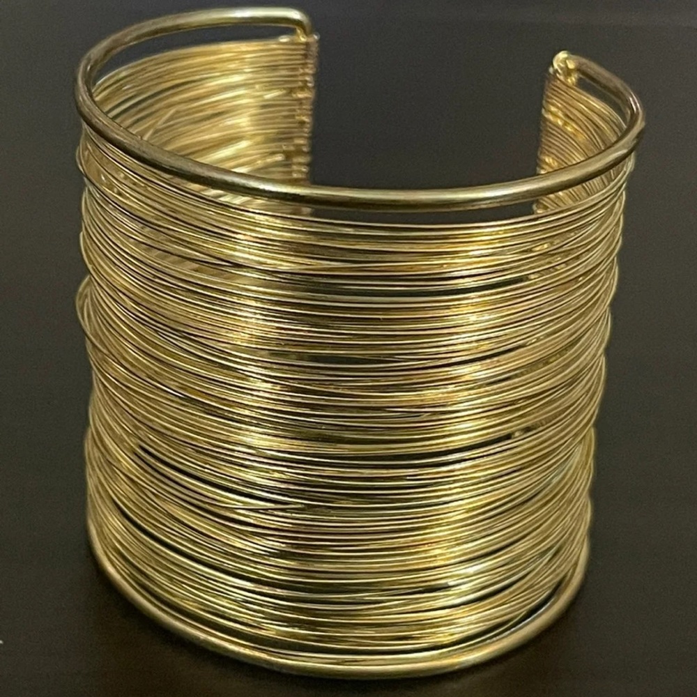 Multilayer adjustable bracelet